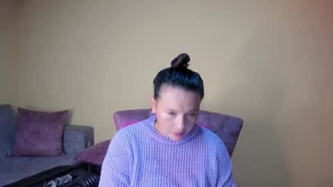 Katty   what ever do you want on my pv is for extra tokens minimi 250 tks ty u for understand online show from 03-19-26, 02:48