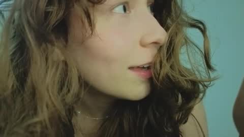 Snapshot of lunoria chatting on 02-23-26, 09:45 lunoria online show from 02-23-26, 09:45