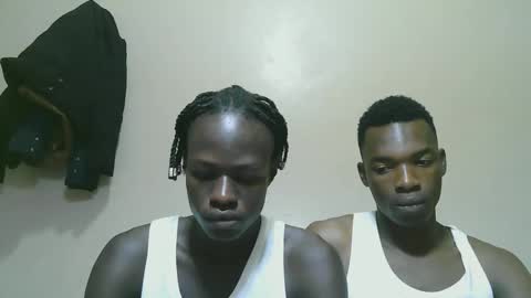 Snapshot of luoislove chatting on 11-11-25, 07:08 luoislove online show from 11-11-25, 07:08