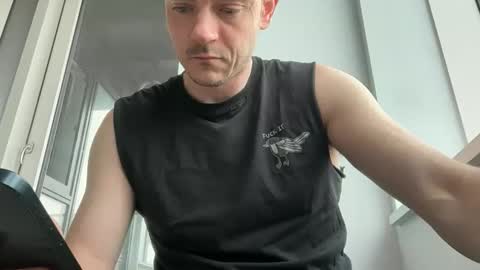 Snapshot of lupine_666 chatting on 06-08-26, 11:21 Lupine online show from 06-08-26, 11:21