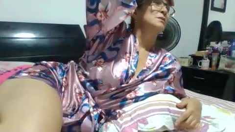 Snapshot of lupitavega_ chatting on 12-05-25, 02:20 Lupita online show from 12-05-25, 02:20