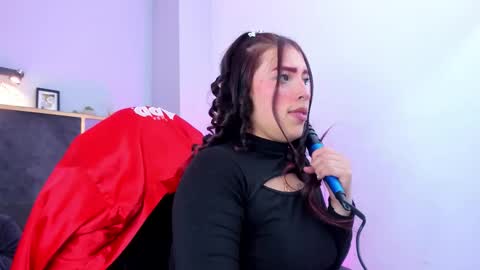 Snapshot of lurea_pearl chatting on 11-26-25, 06:25 Lurea pearl online show from 11-26-25, 06:25