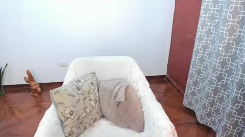 PAULINA online show from 10-29-25, 08:54