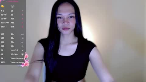 Snapshot of luscious_maxie chatting on 11-11-25, 09:31 Maxie online show from 11-11-25, 09:31