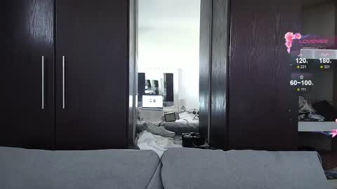 lusciouslipsxx online show from 03-24-26, 07:35