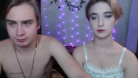 Snapshot of lust444money chatting on 10-31-25, 06:42 lust444money online show from 10-31-25, 06:42