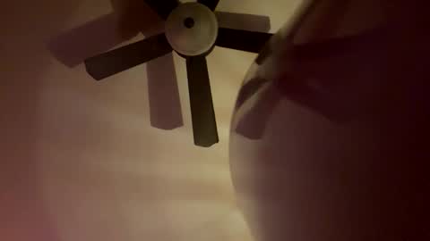 LUST online show from 02-05-26, 10:31