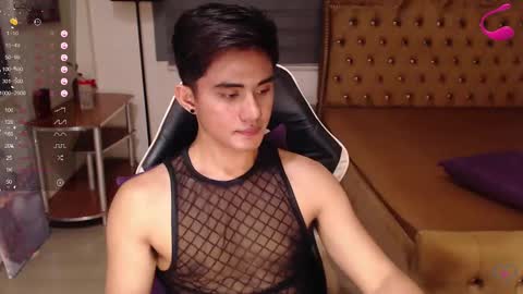 Snapshot of lustdesirex19 chatting on 03-04-25, 07:41 David online show from 03-04-25, 07:41