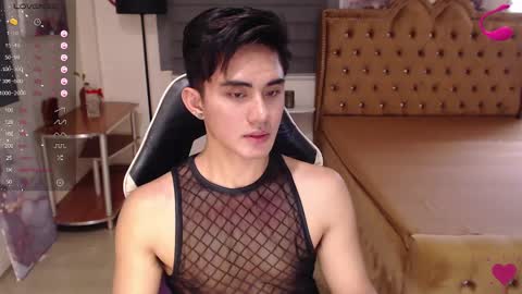 Snapshot of lustdesirex19 chatting on 03-07-25, 06:24 David online show from 03-07-25, 06:24