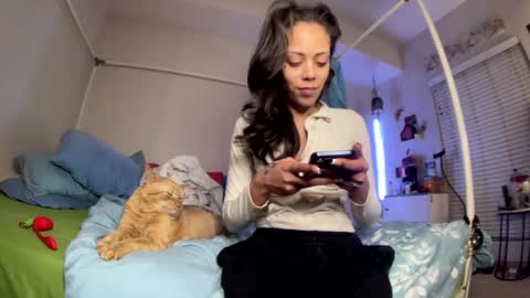 Snapshot of lustforlola chatting on 05-06-26, 06:41 LOLA online show from 05-06-26, 06:41