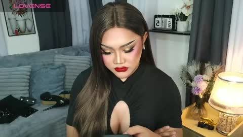 Snapshot of lustful_sasha chatting on 05-15-26, 08:38 Sasha online show from 05-15-26, 08:38