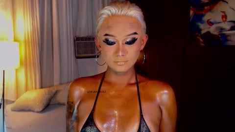 Snapshot of lustfulltrans chatting on 05-25-26, 04:46 AdriannaFowks online show from 05-25-26, 04:46