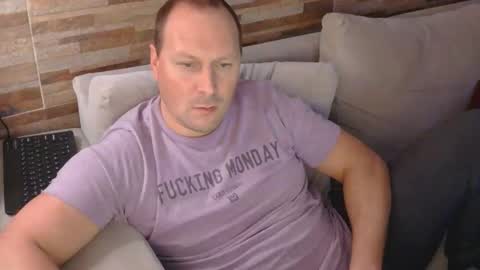 lustonfan online show from 04-28-26, 02:38