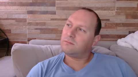 Snapshot of lustonfan chatting on 05-28-26, 01:08 lustonfan online show from 05-28-26, 01:08