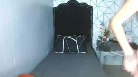 Snapshot of lustress_katalina69 chatting on 02-21-26, 05:41 lustress_katalina69 online show from 02-21-26, 05:41