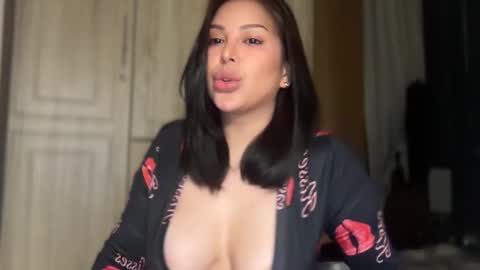 Snapshot of lustsaint chatting on 09-10-25, 06:24 Hi i am Luna i am mixed race Filipina Aussie youve ever wanted to meet online show from 09-10-25, 06:24