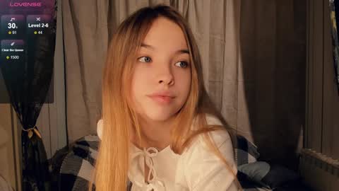 Isabel online show from 12-21-24, 07:06