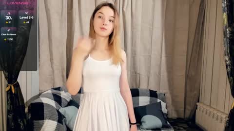 Isabel online show from 12-22-24, 09:09