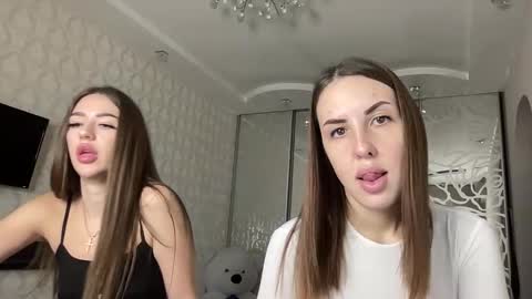 lustykitten1 online show from 12-04-25, 10:46