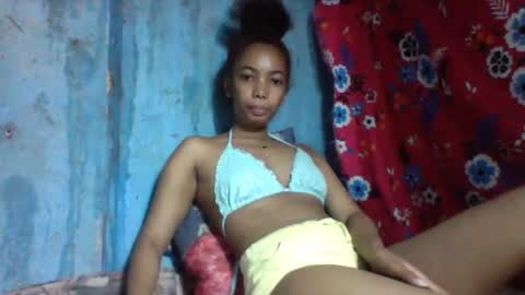 Snapshot of lutchia chatting on 12-02-25, 11:45 lutchia online show from 12-02-25, 11:45