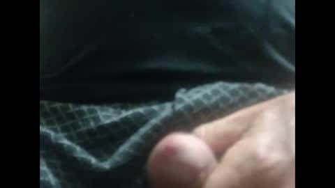 Snapshot of lutorres chatting on 12-14-25, 04:18 lutorres online show from 12-14-25, 04:18