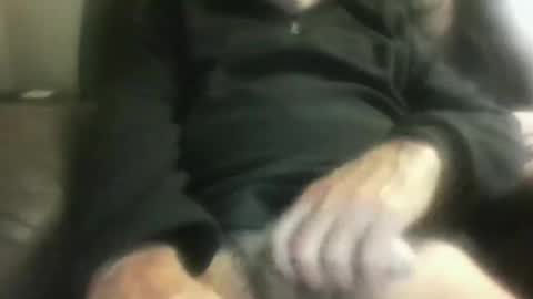 Snapshot of luv269er chatting on 01-08-26, 08:38 luv269er online show from 01-08-26, 08:38