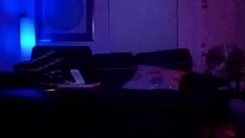 Snapshot of luv2toknstrok chatting on 10-11-25, 06:34 Luv2tokNstrok online show from 10-11-25, 06:34