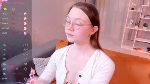 Tessa online show from 02-08-26, 01:31