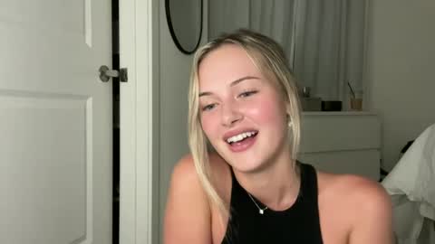 Aimee online show from 09-20-25, 03:07