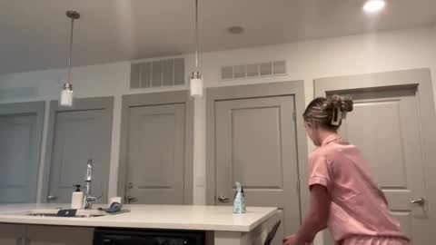 Snapshot of luvaimee chatting on 01-08-26, 05:37 Aimee online show from 01-08-26, 05:37