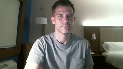 Snapshot of luvalonsix chatting on 09-20-25, 01:06 luvalonsix online show from 09-20-25, 01:06