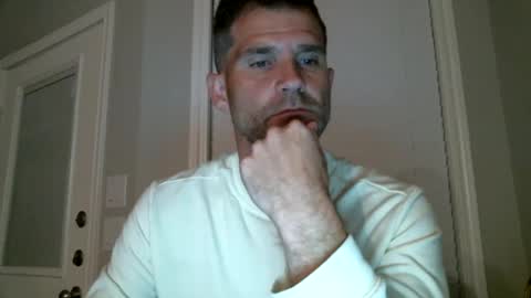 Snapshot of luvalonsix chatting on 10-02-25, 02:51 luvalonsix online show from 10-02-25, 02:51