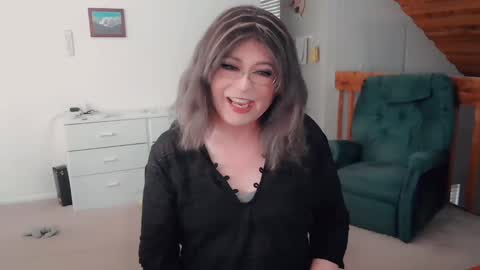 Britney online show from 11-12-25, 07:03