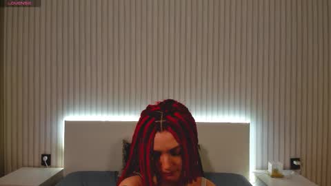 Snapshot of luvstacy chatting on 01-10-26, 07:15 Stacy online show from 01-10-26, 07:15