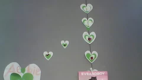 Bee Bee online show from 03-15-26, 03:56