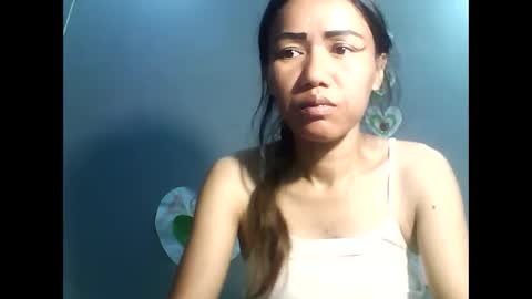 Bee Bee online show from 03-15-26, 04:13