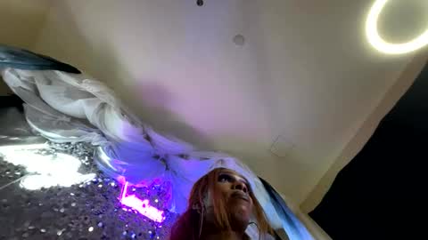 luvvlee online show from 10-03-25, 08:22