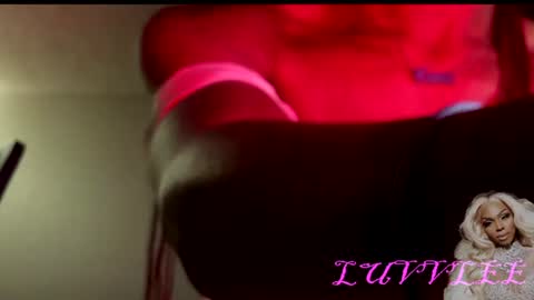 Snapshot of luvvlee chatting on 06-15-26, 11:07 luvvlee online show from 06-15-26, 11:07