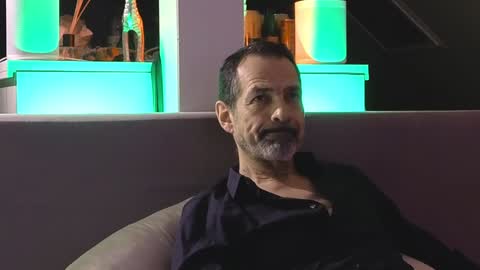 Snapshot of lux_dei chatting on 01-09-25, 10:20 Im a - CAMGUY YOU LIKE to FUCK online show from 01-09-25, 10:20