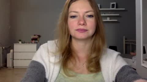 Millie online show from 11-03-25, 10:42