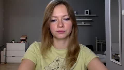 Millie online show from 11-22-25, 03:33