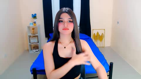 queen lux online show from 10-10-25, 12:53