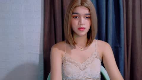 queen lux online show from 04-06-26, 06:58