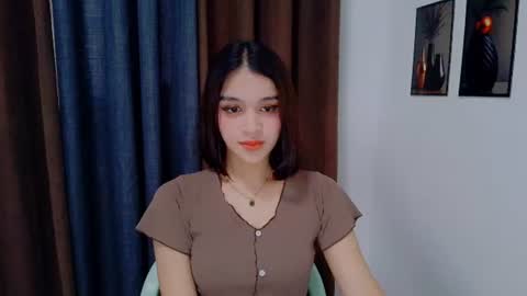 Snapshot of lux_white chatting on 07-12-26, 11:51 queen lux online show from 07-12-26, 11:51