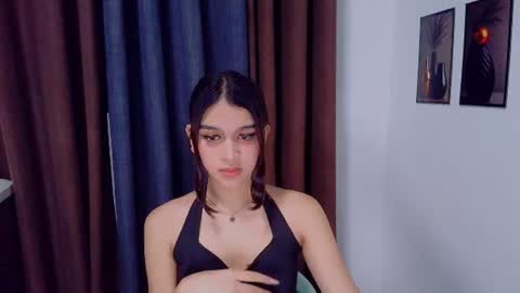 Snapshot of lux_white chatting on 08-05-26, 08:28 queen lux online show from 08-05-26, 08:28