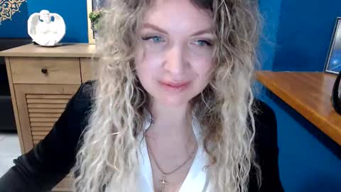 Donna online show from 05-31-26, 06:21