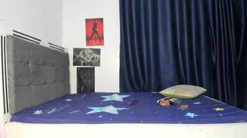 luxedollxoxoo online show from 04-12-26, 08:25