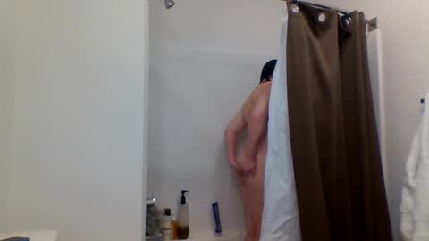 Snapshot of luxeysparkle chatting on 12-25-24, 08:07 Luxey Sparkle online show from 12-25-24, 08:07