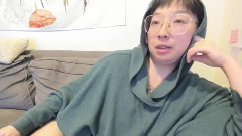 LuxGray online show from 01-19-26, 01:09