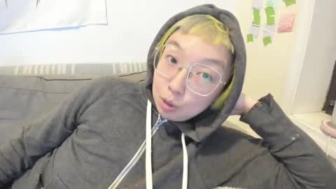 Snapshot of luxgray chatting on 03-23-26, 12:03 LuxGray online show from 03-23-26, 12:03